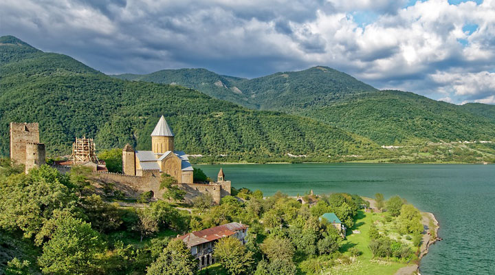 Куда поехать из Тбилиси: 7 лучших идей для поездки одного дня