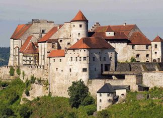 Самые красивые дворцы и замки Баварии