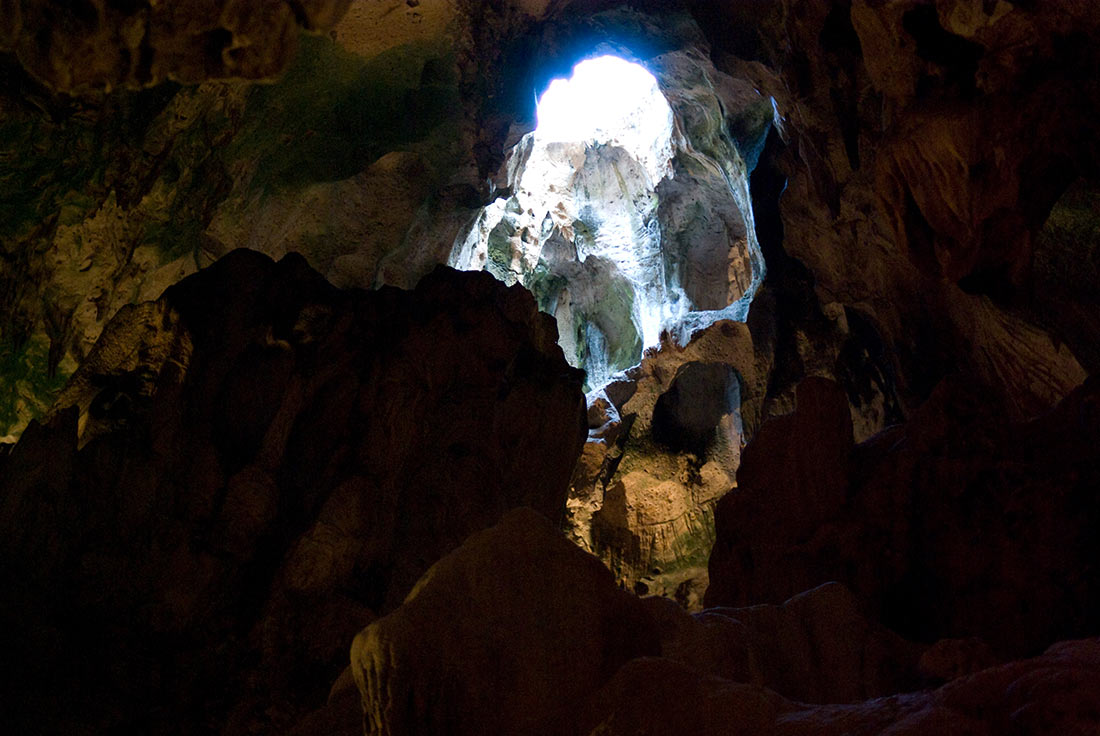 пещеры Хато