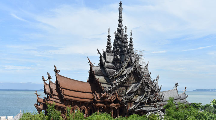 Деревянный храм Истины в Паттайе: шедевр тайских мастеров, которому нет равных!
