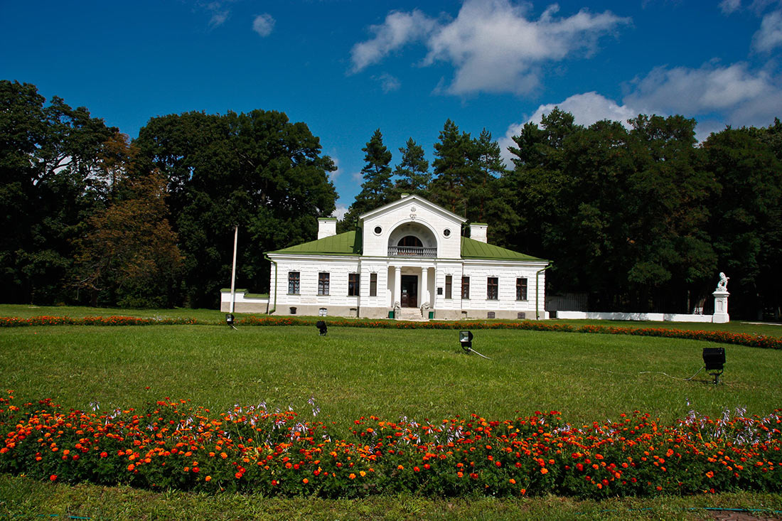 Дворцово-парковый комплекс Качановка