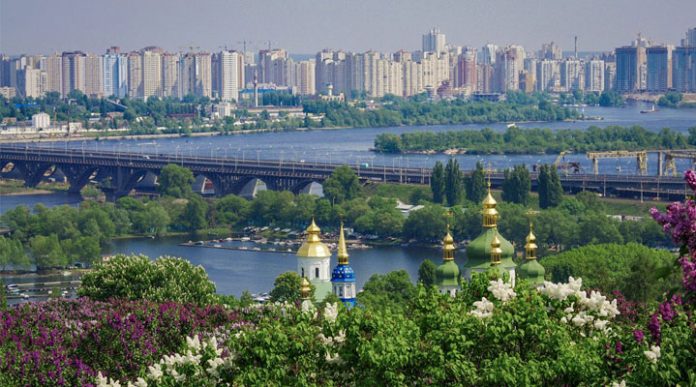 Где находится исток Днепра: несколько уникальных фактов о великой реке