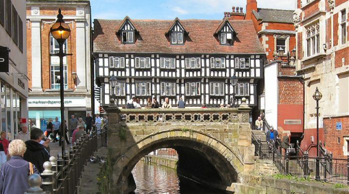 Высокий мост в Линкольне: один из старейших средневековых мостов Англии