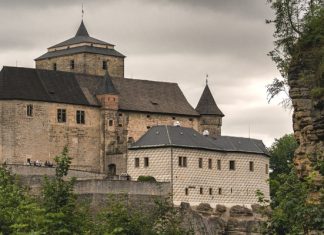 Замок Кост: крепкий, как кость, средневековый форпост в Чехии