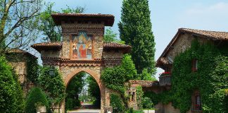 Граццано Висконти: итальянская деревня, которая выглядит как сказочное королевство