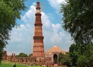 Самые известные башни в мире: 14 впечатляющих сооружений