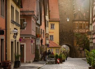 Ротенбург-об-дер-Таубер: средневековая сказка в немецкой Франконии