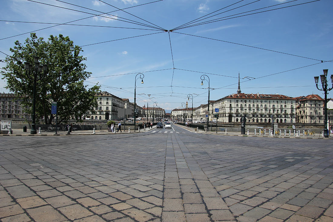 Достопримечательности Турина: Площадь Витторио Венето