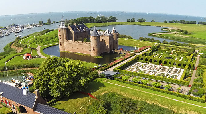 Замки Нидерландов: самые интересные древние величественные сооружения