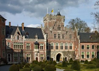 Замок Гаасбек: самый романтичный форпост Фландрии