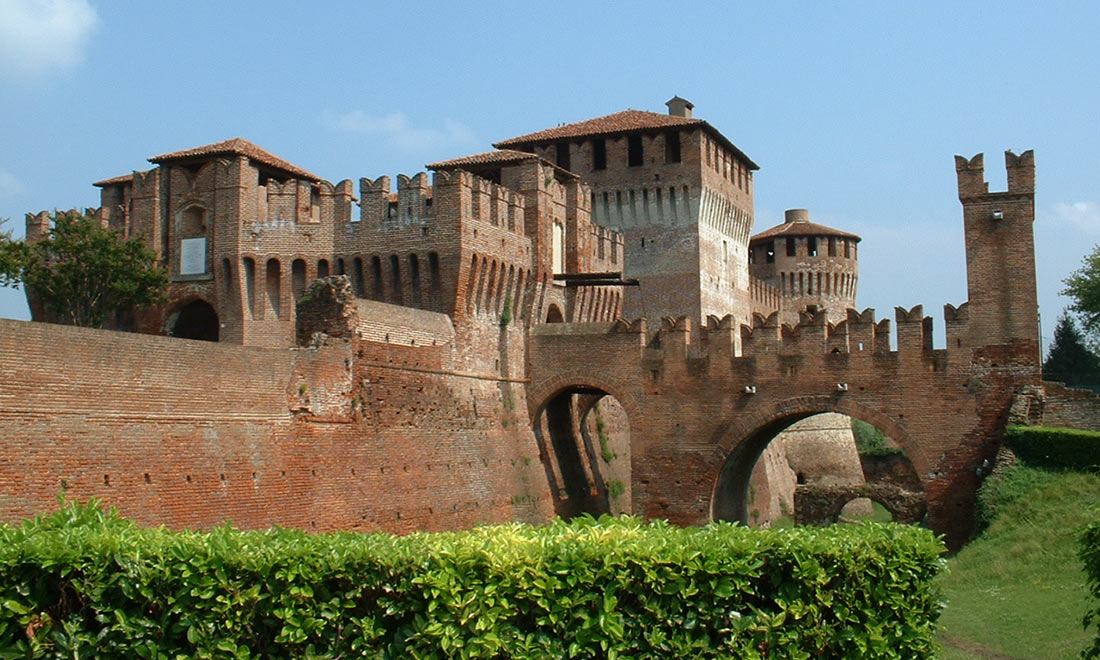 Замок Сончино (Rocca Sforzesca di Soncino)