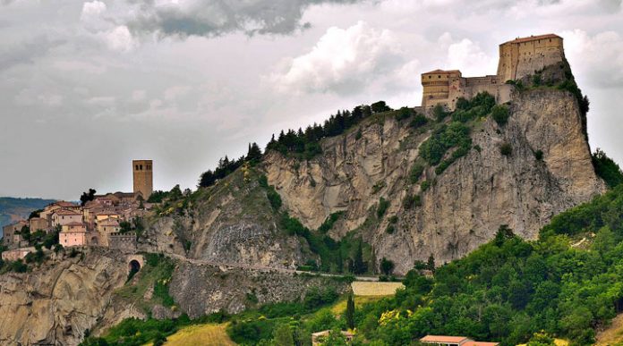 Куда поехать из Римини: самые интересные места в районе Адриатического побережья Италии