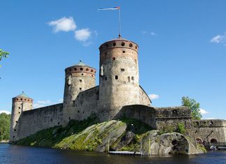 Крепость Олавинлинна: один самых интересных средневековых замков Северной Европы