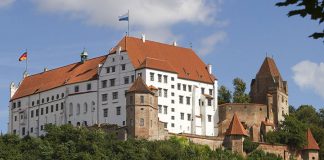 Замок Траусниц: один из самых роскошных форпостов Баварии
