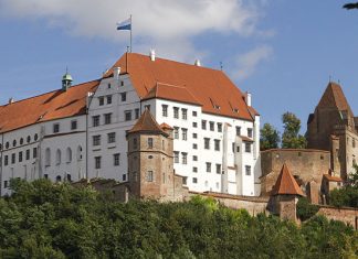 Замок Траусниц: один из самых роскошных форпостов Баварии