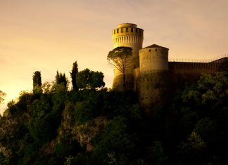 Бризигелла: уникальная «Деревня трех холмов» у подножия Апеннин