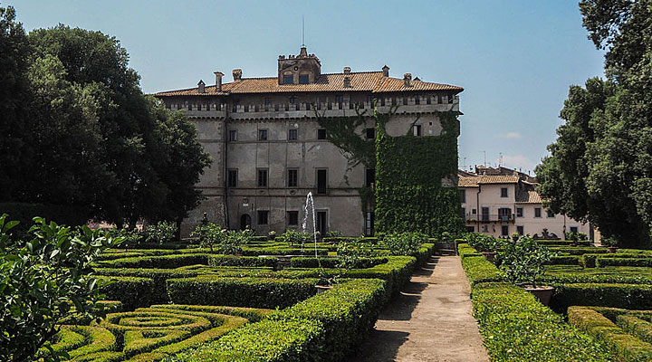 Замки Италии возле Рима: 7 древних сооружений потрясающей красоты