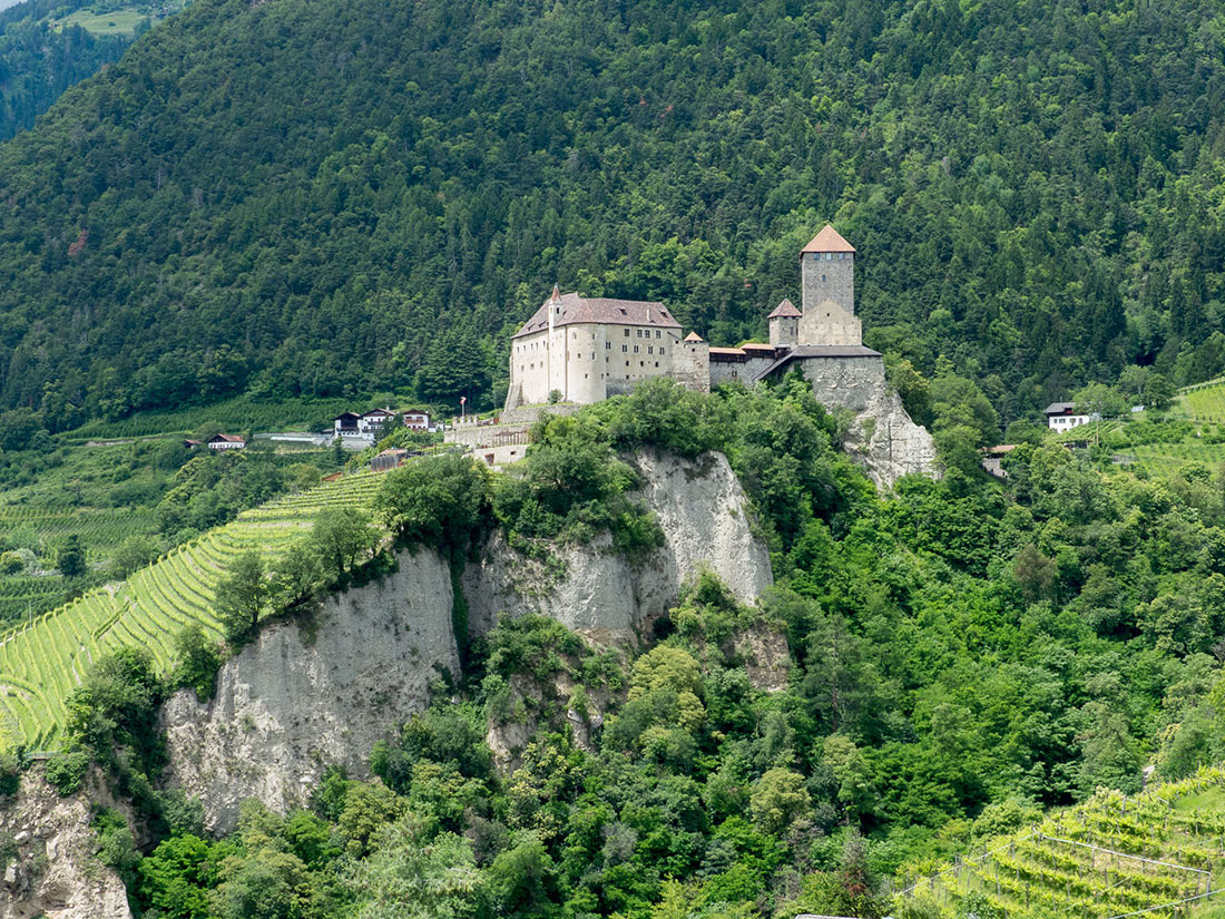 Тирольский замок