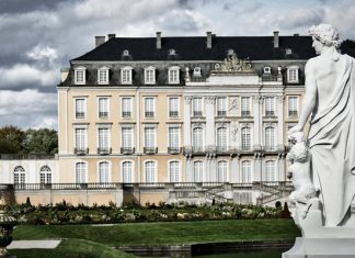Дворец Аугустусбург: одна из самых великолепных немецких резиденций 18 века