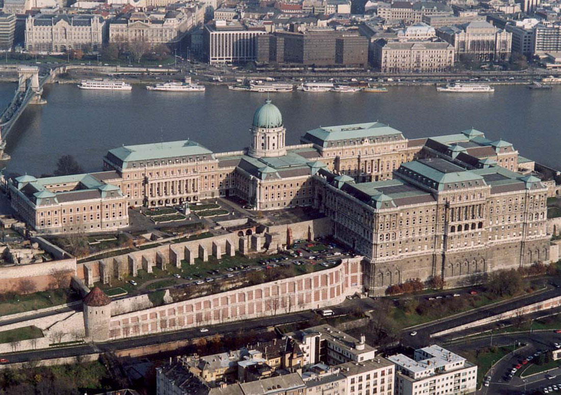 дворцы будапешта