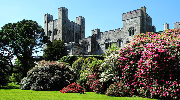 Замок Пенрин: викторианское великолепие среди пейзажей Уэльса
