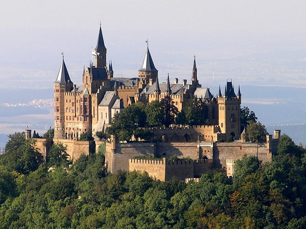 Замок Гогенцоллерн (Burg Hohenzollern), Германия