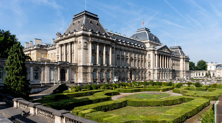 Королевский дворец в Брюсселе: одна из самых интересных достопримечательностей