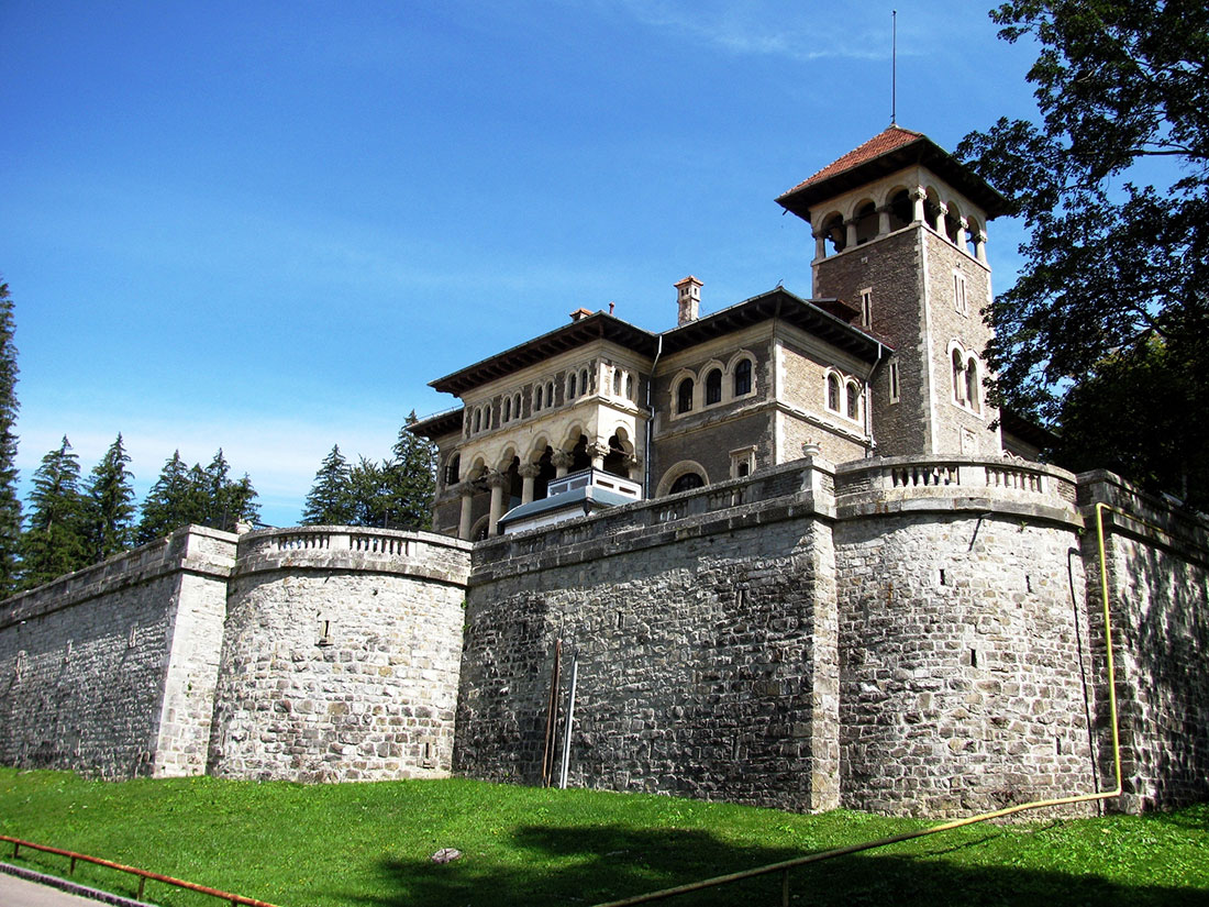 Замок Кантакузино
