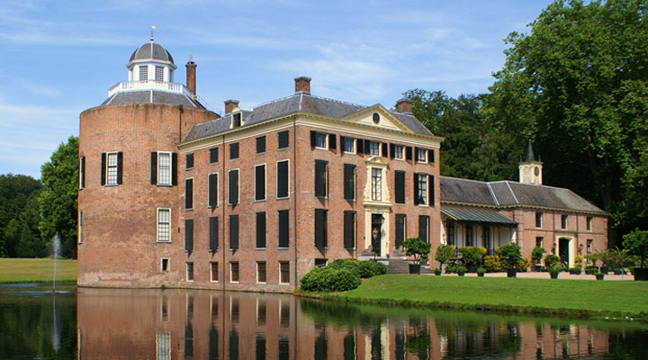 Замок Розендаль: один из самых живописных особняков в Нидерландах