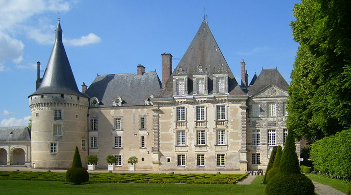 Замок Азе-ле-Феррон: один из старейших домов знатных семей Франции