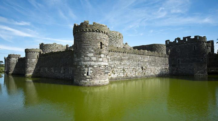 Замок Бомарис: потрясающий незаконченный шедевр короля Эдуарда I
