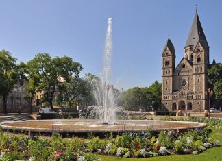 Мец: поразительный «город на святой горе»