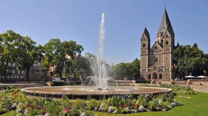 Мец: поразительный «город на святой горе»