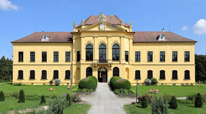 Дворец Эккартзау: свидетель гламура и славы австрийской монархии