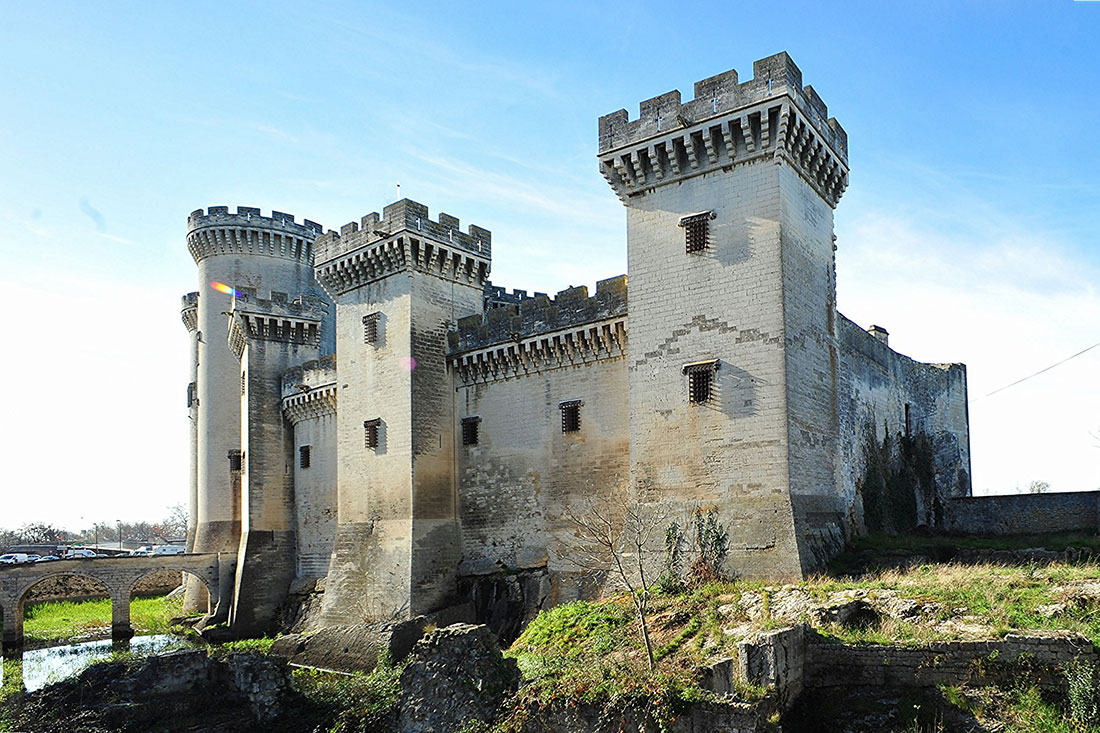 Замок Тараскон