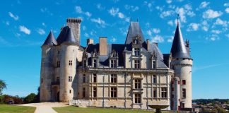 Замок Ла-Рошфуко: один из лучших замков в стиле ренессанс во Франции