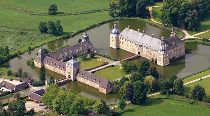 Замок Лембек: его история насчитывает уже тысячу лет!