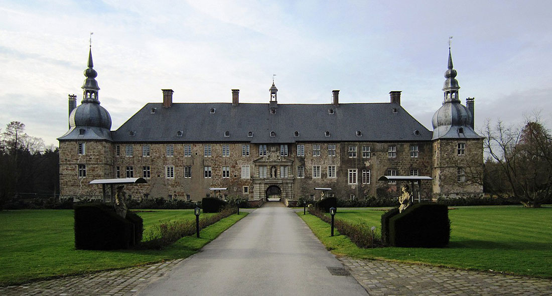 Замок Лембек