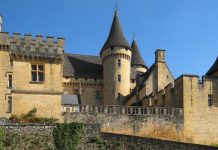 Замок Пюимартен: один из самых известных замков Дордони