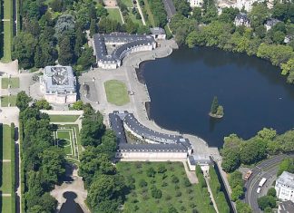 Дворец Бенрат: одна из главных достопримечательностей Дюссельдорфа